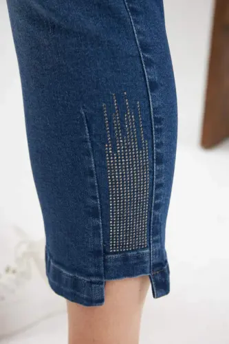 Plus Size Stone Detail Denim Capri Kim. Blue - BÜYÜKBEDENIZ (1)