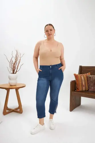Plus Size Stone Detail Denim Capri Kim. Blue - 5