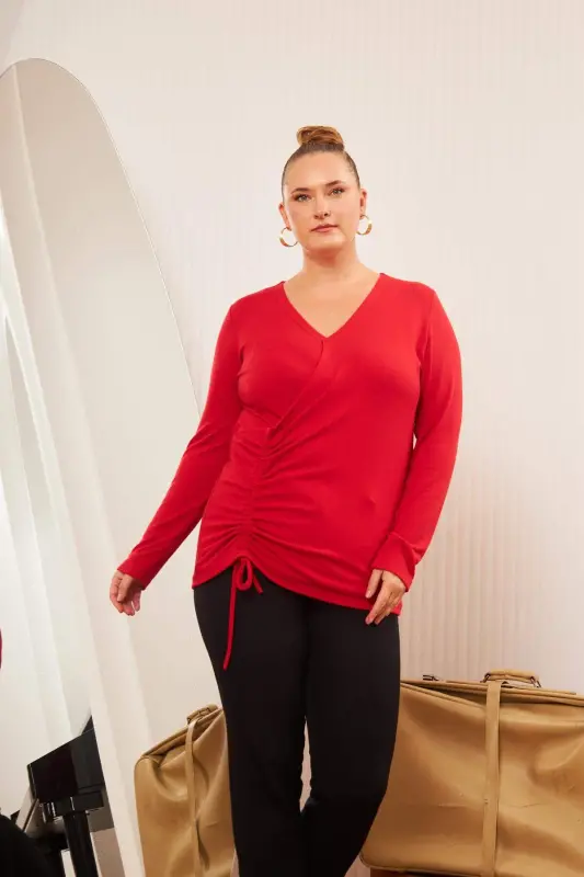 Plus Size V Neck Knit Blouse Red - 3