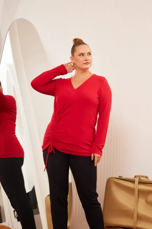 Plus Size V Neck Knit Blouse Red - 4