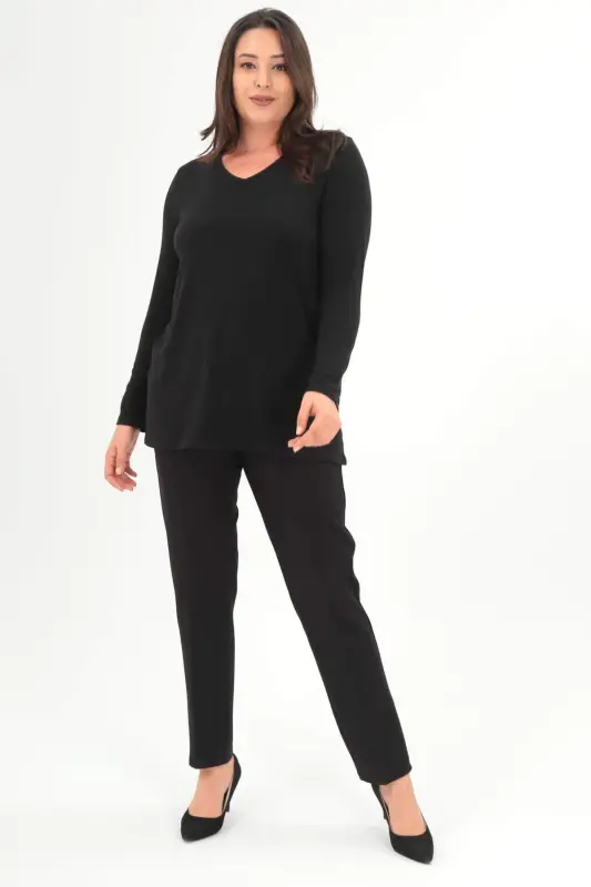 Plus Size V Neck Slit Basic Black Blouse - 3