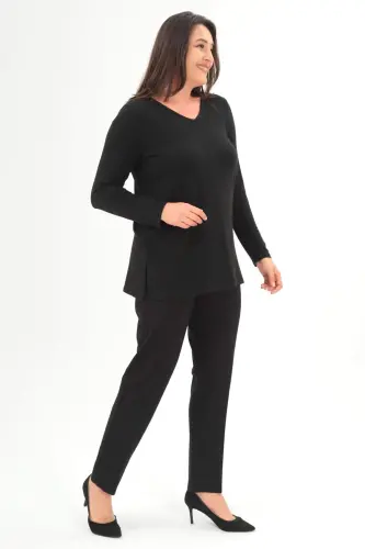 Plus Size V Neck Slit Basic Black Blouse - 4