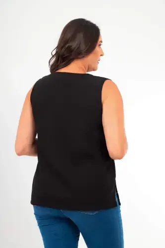 Plus Size V Neck Slit Detail Sleeveless Black Blouse - 3