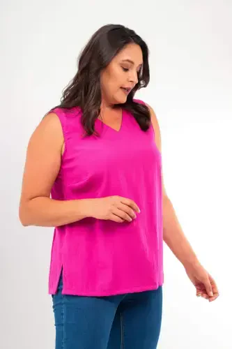 Plus Size V-Neck Slit Detail Sleeveless Fuchsia Blouse - 3