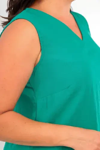 Plus Size V-Neck Slit Detail Sleeveless Green Blouse - 4