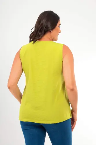 Plus Size V Neck Slit Detail Sleeveless Olive Green Blouse - BÜYÜKBEDENIZ (1)