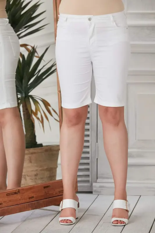 Plus Size White Cotton Shorts - BÜYÜKBEDENIZ