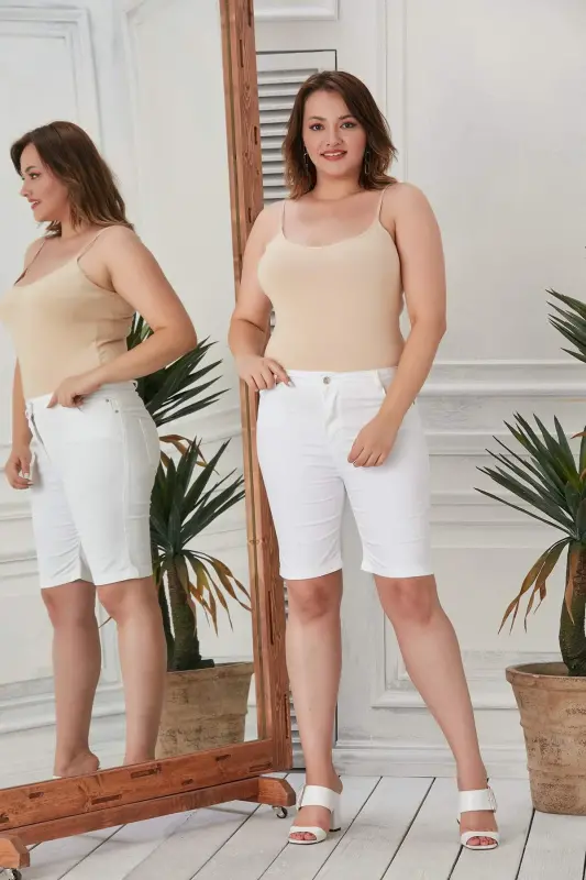 Plus Size White Cotton Shorts - 3