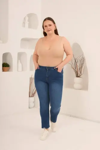 Plus Size Who. Blue Jeans - 5