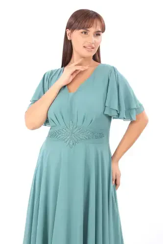 Plus Size Women's Cape Sleeve Embroidered Detail Flowy Caglia Green Chiffon Formal Dress KL3045 - BÜYÜKBEDENIZ (1)