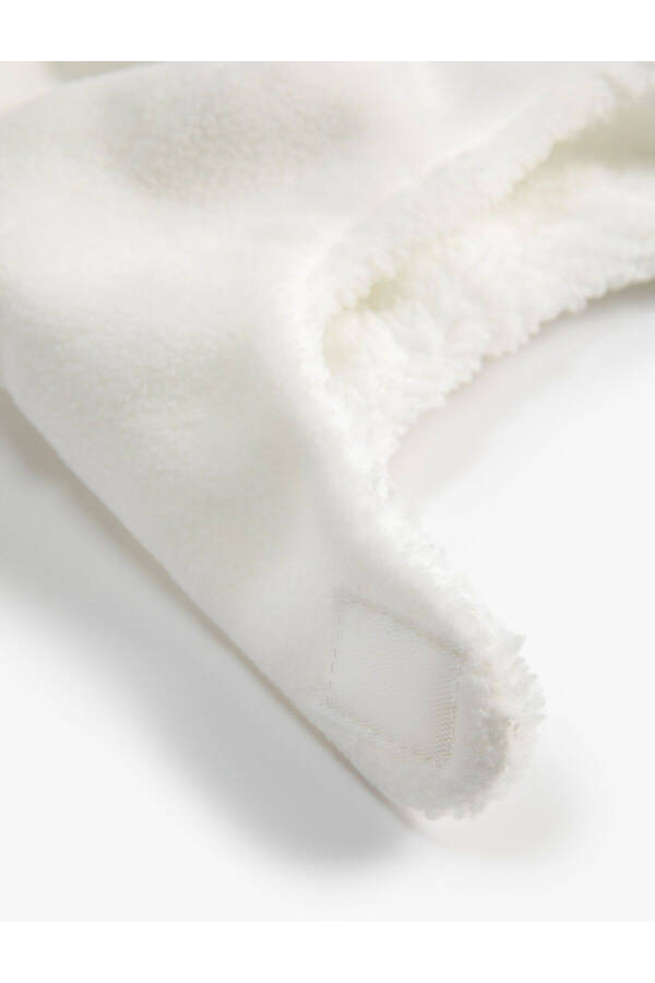 Plush earflap beanie with fleece lining - 6