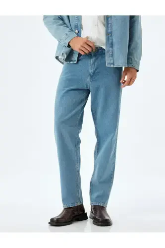 Pocket Detail Cotton Vintage Straight Jeans - 3