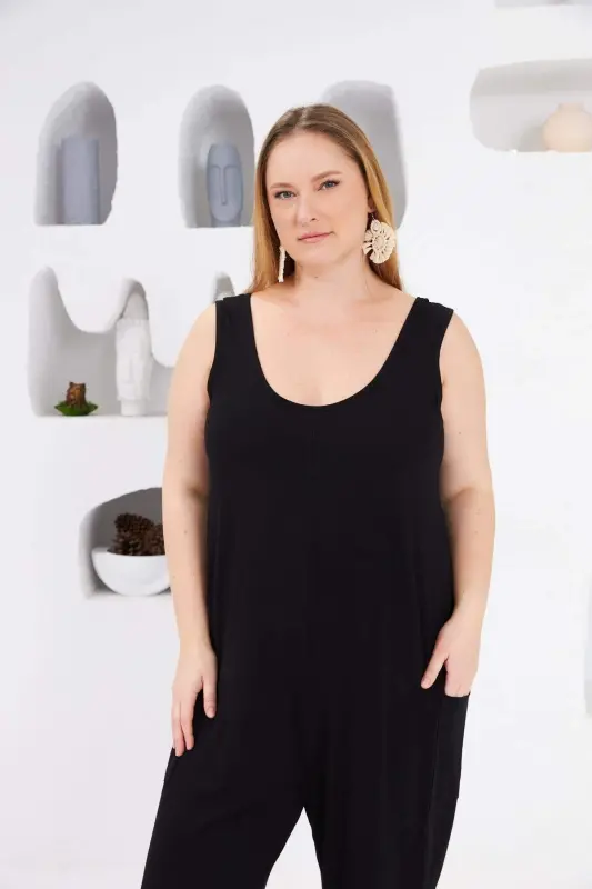 Pocket Detail Plus Size Jumpsuit Black - 2