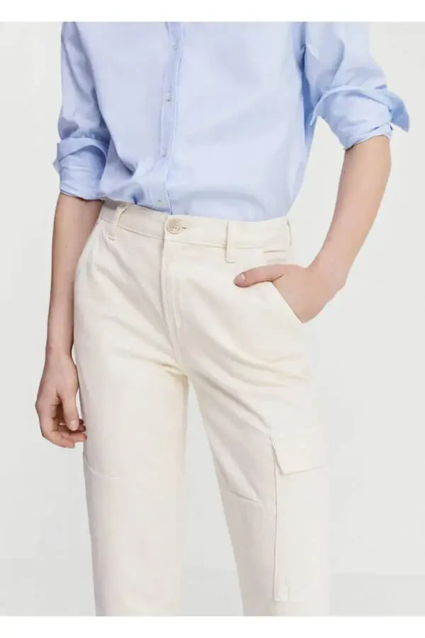 Pocketed Cargo Jeans Pants - 8