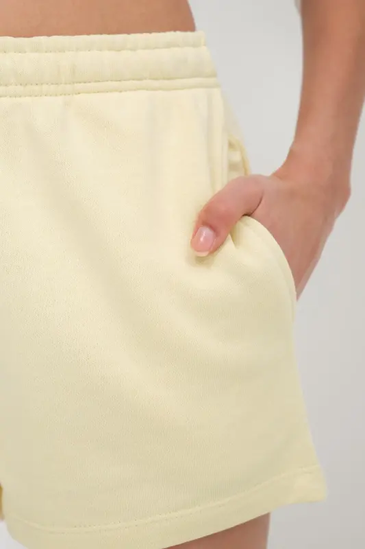 Pocketed Elastic Waist Shorts Ş1010-N12-A.Yellow - 3