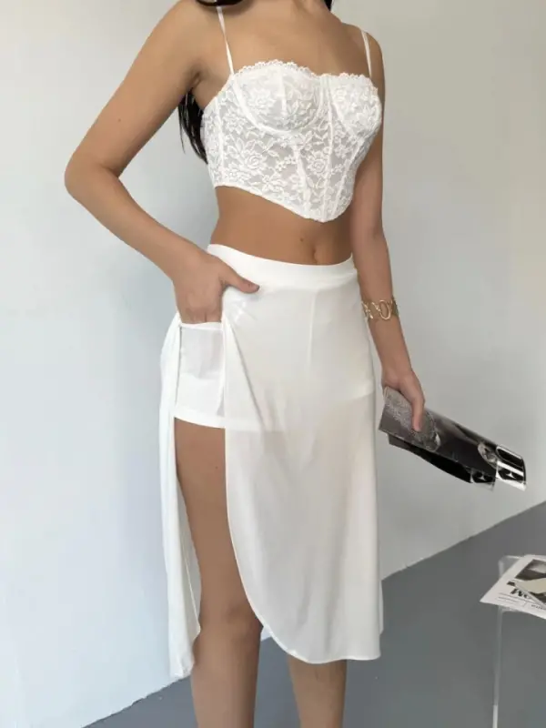 Pocketed Shorts with Slit Skirt - White - 4