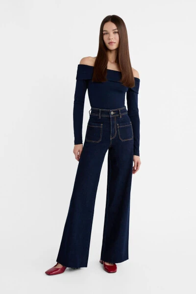 Pocketed Straight Fit Jeans - 1