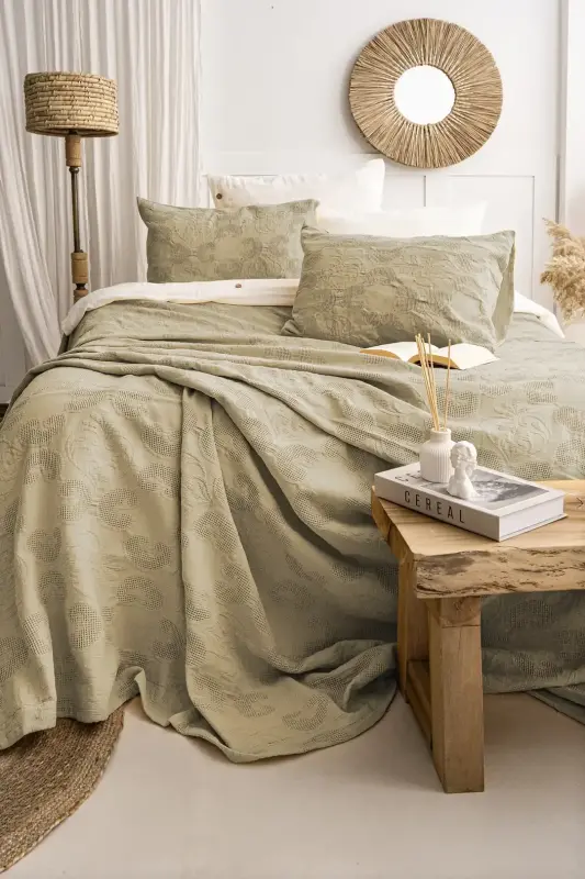 Покрывало для двуспальной кровати Şaheser Home Collection İtalo, цвет хаки - NEVRESIMDUNYASI