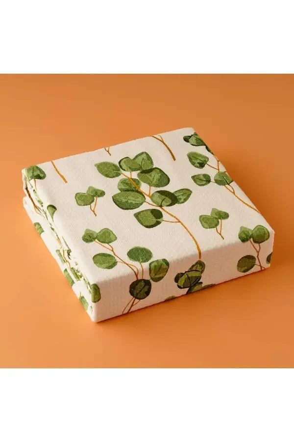 Покрывало односпальное хлопковое с принтом эвкалипта зеленого цвета (150x220 см) - 5