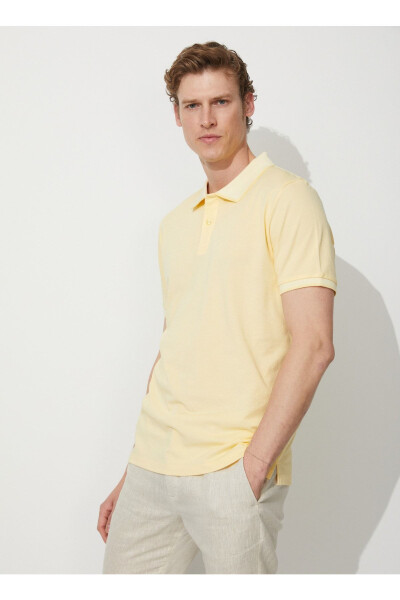 Polo Collar Yellow - White Men's T-shirt 4a9000000003 - 4