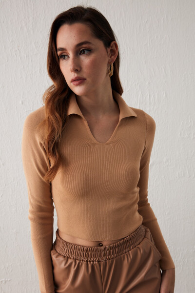 Polo Neck Sweater - Biscuit - 4