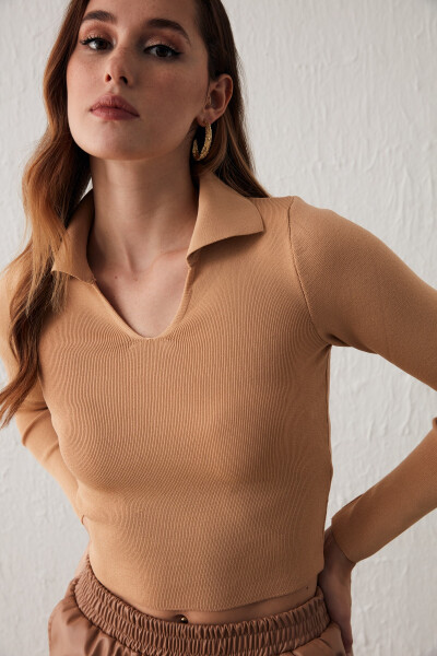 Polo Neck Sweater - Biscuit - 5