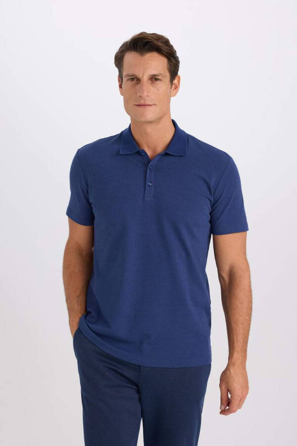 Поло с коротким рукавом из хлопка Slim Fit с воротником-поло Basic темно-индиго - 1