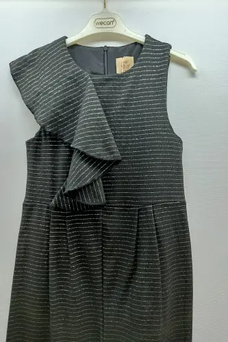 ПОЛОСАТЫЙ КОМБИНЕЗОН С ВОЛАНОМ - 3