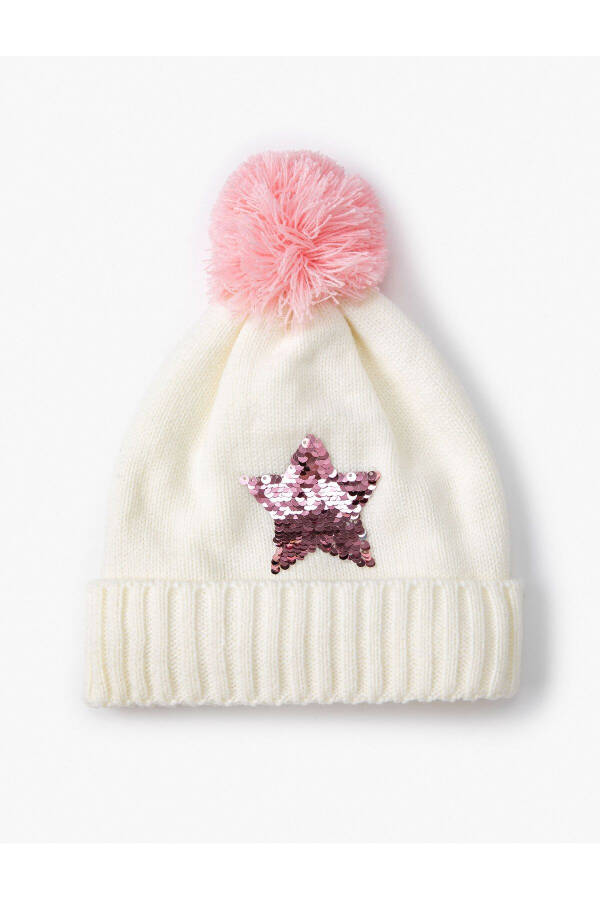 Pompom beanie with star details, sequins and paillettes. - 1