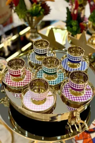 Porcelain 90 Cc 6-Piece Coffee Cup Set with Foot - Mixed - 6