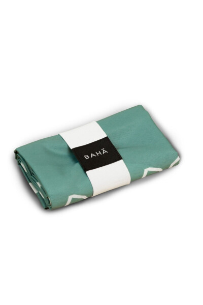 Portable Travel Prayer Mat | Foldable Sajjadah, Perfect Ramadan Gift - 6