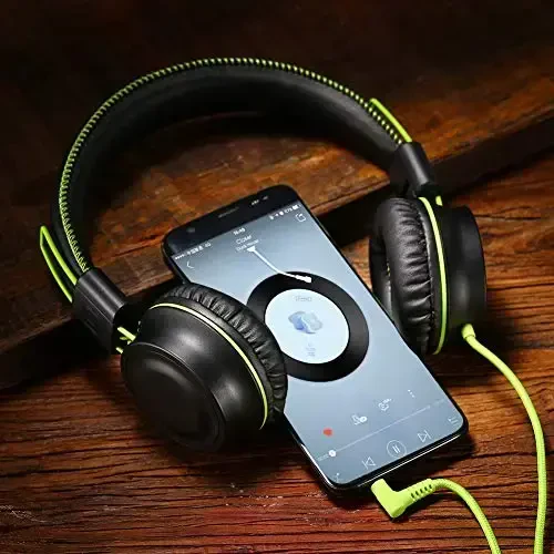 POWMEE M2 Çocuk Kulaklıkları Çocuklar için Kablolu Kulaklık, Katlanabilir Ayarlanabilir Stereo Dolaşmayan, 3,5 MM Jak Kablosu Çocuklar/Gençler/Kızlar/Okul/Kindle/Uçak/Uçak için Kulak Üstü Kulaklık (Siyah) - 5