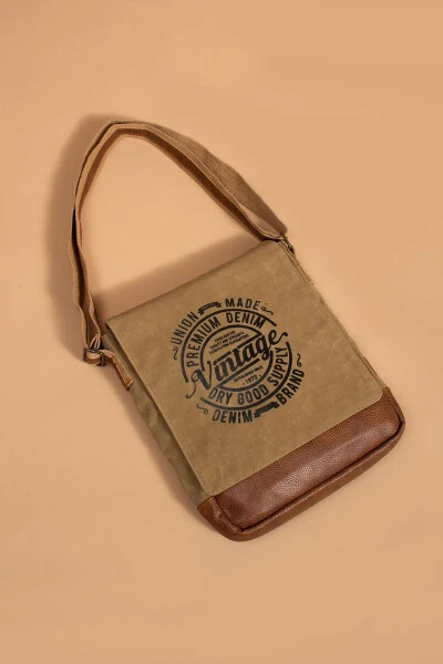 Practical, Multi-Compartment, Multi-Pocket, Tablet Bag, Unisex, Vintage Canvas Messenger Bag - 4