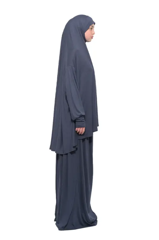 Pratik İki Parça Pamuklu Yarasa Kollu Başörtülü Organik Tesettür Namaz Elbisesi-Füme-Füme - 5