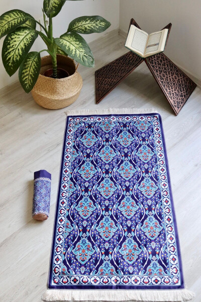 Pratik Ve Taşınabilir Ipek Dokulu Keseli Seccade Lacivert Renki S10016 - BILENLER