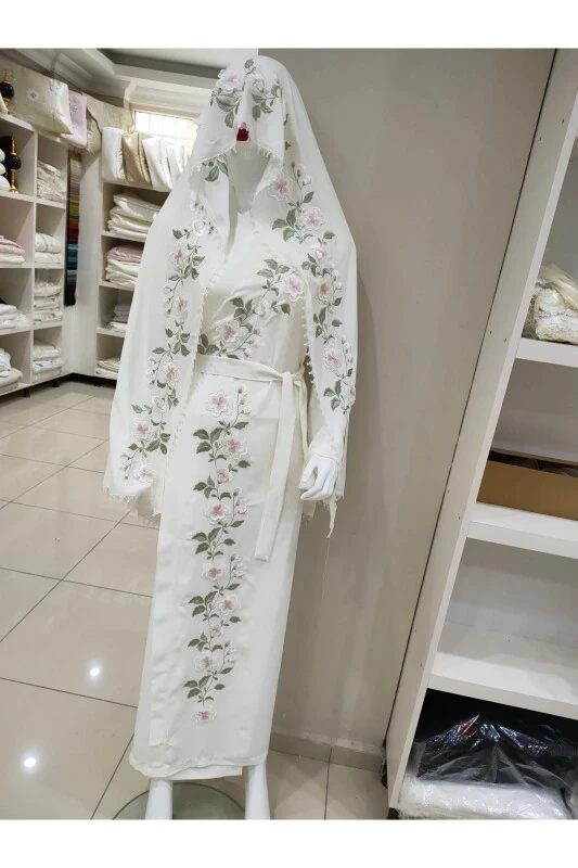 Prayer dress and headscarf - INCISECRETHOME