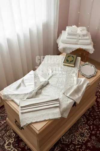 Prayer Rug Set 4 Piece Economical Dowry Prayer Rug Set, Engagement Bag - Cream 