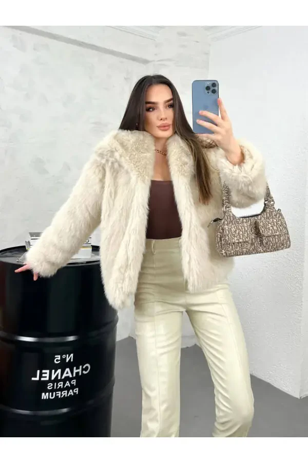 Premium Fur with Stone Color Lining - 2