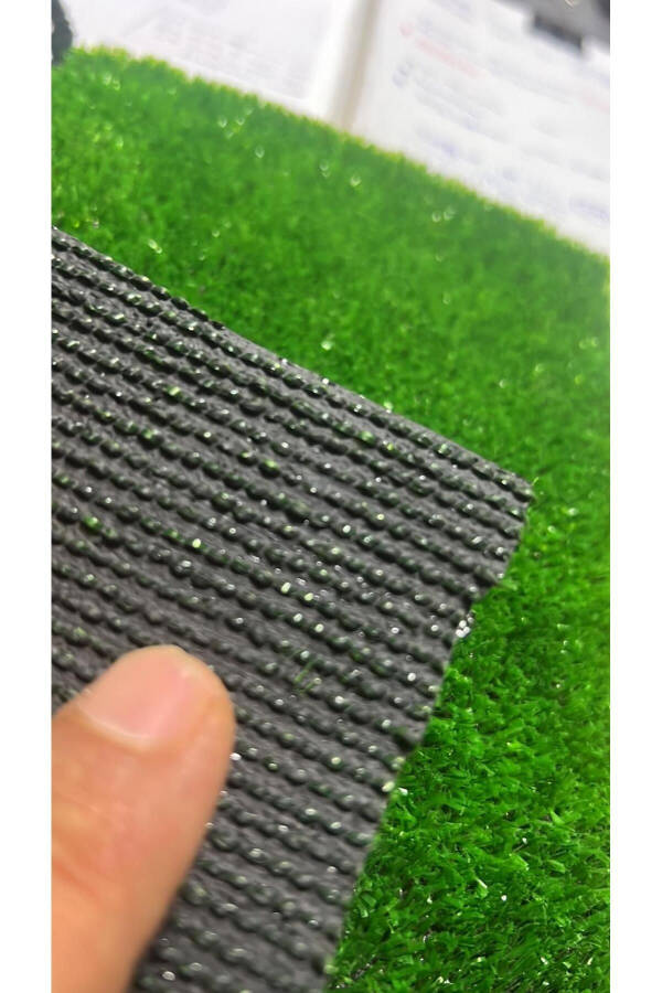 Premium Quality Artificial Grass Carpet Suitable for Outdoor and Indoor Balcony and Garden Decorative 7 Mm - 15