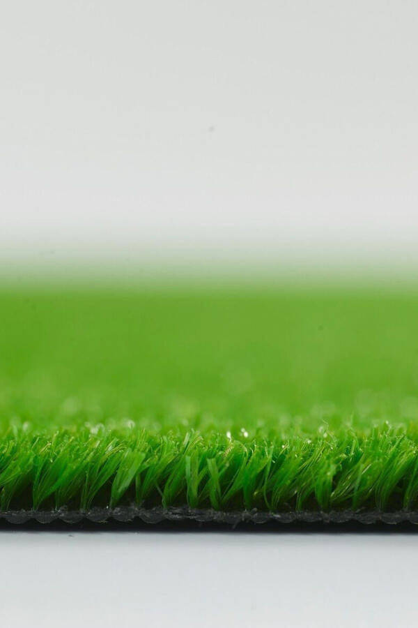 Premium Quality Artificial Grass Carpet Suitable for Outdoor and Indoor Balcony and Garden Decorative 7 Mm - 13