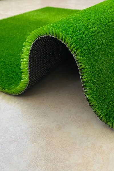 Premium Quality Artificial Grass Carpet Suitable for Outdoor and Indoor Balcony and Garden Decorative 7 Mm - 2