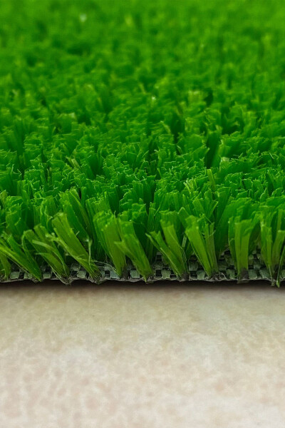 Premium Quality Artificial Grass Carpet Suitable for Outdoor and Indoor Balcony and Garden Decorative 7 Mm - 6