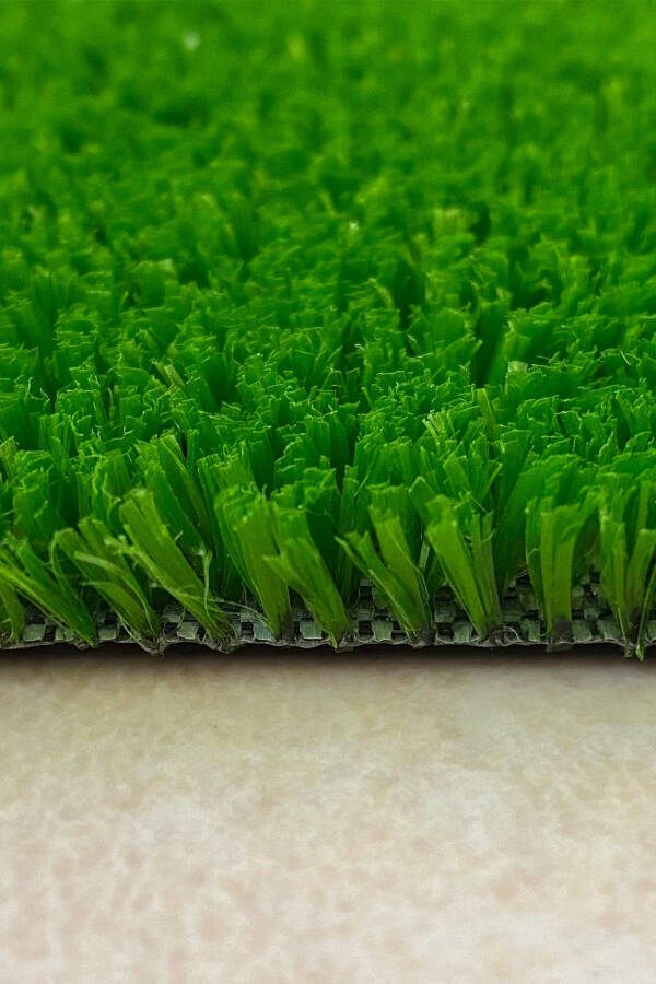 Premium Quality Artificial Grass Carpet Suitable for Outdoor and Indoor Balcony and Garden Decorative 7 Mm - 6