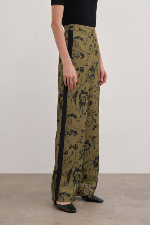 Printed Belt Pants - 4