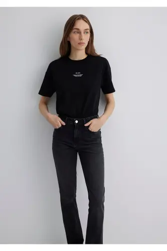 Printed Black T-Shirt Loose Fit / Relaxed Fit 1 - 3