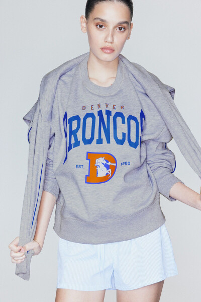 Printed Oversize Sweatshirt - 2