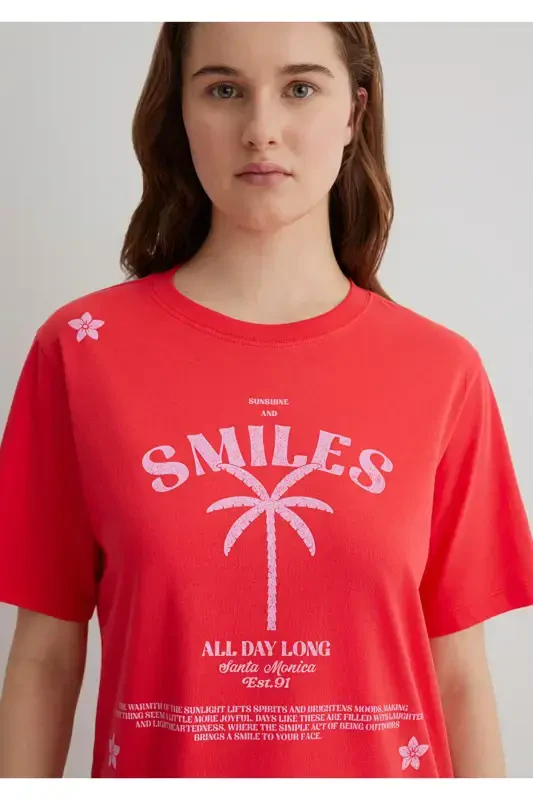 Printed Red T-shirt Regular Fit - 5