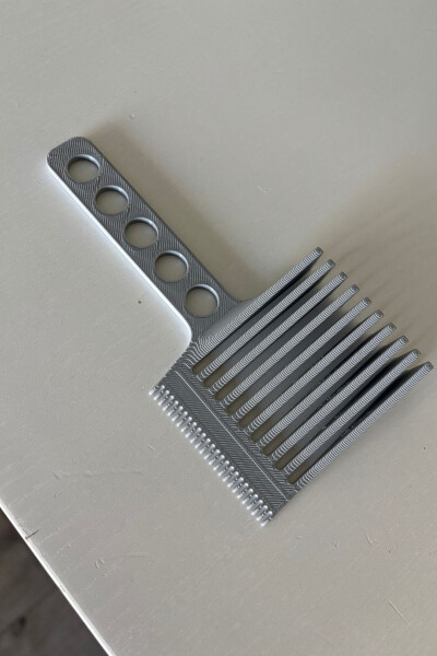 Professional Hair Cutting Comb - 4