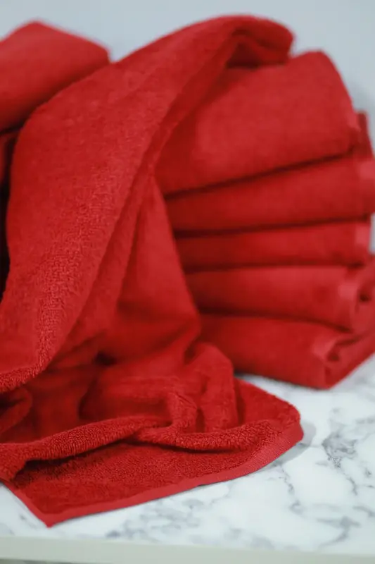 Professional Microfiber Hair Towel for Hairdressers, Dye-Resistant, 50x90 cm, Set of 4 - Red - 6