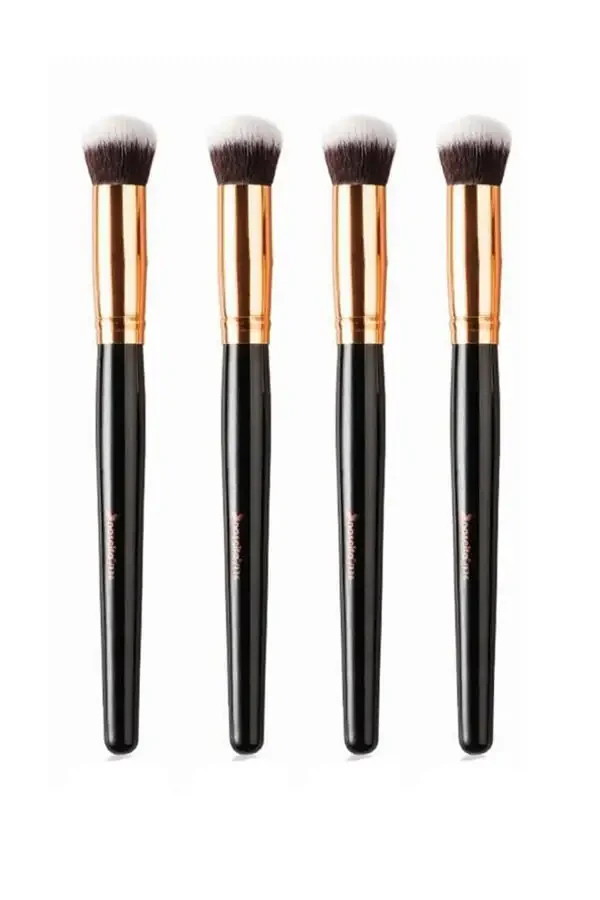 Professional Oval Shaped Concealer Brush 4 Pack - 1